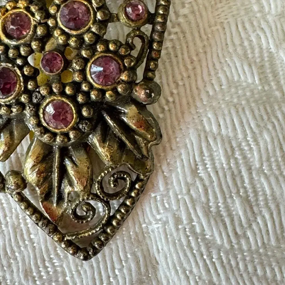 Vintage Floral 1920’s Purple Amethyst Rhinestone Dress Clip Gold Tone Triangular